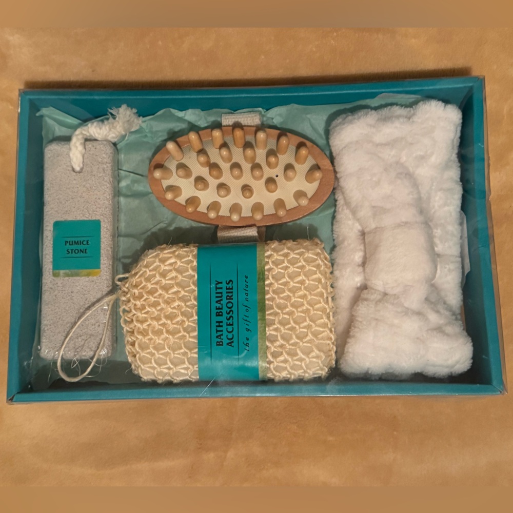 Shower gift Kit